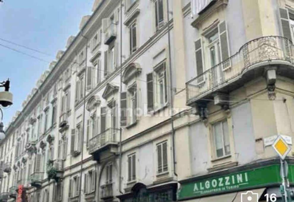 Piccola Mansardina Nel Cuore Di Torino Esterno foto